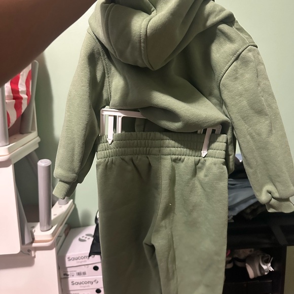 Nike Olive Green Baby Hoodie and Pants Set - Picture 4 of 5
